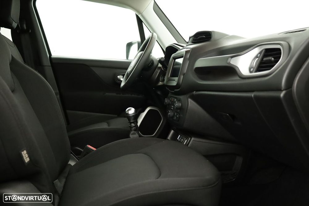 Jeep Renegade 1.0 T Limited - 19