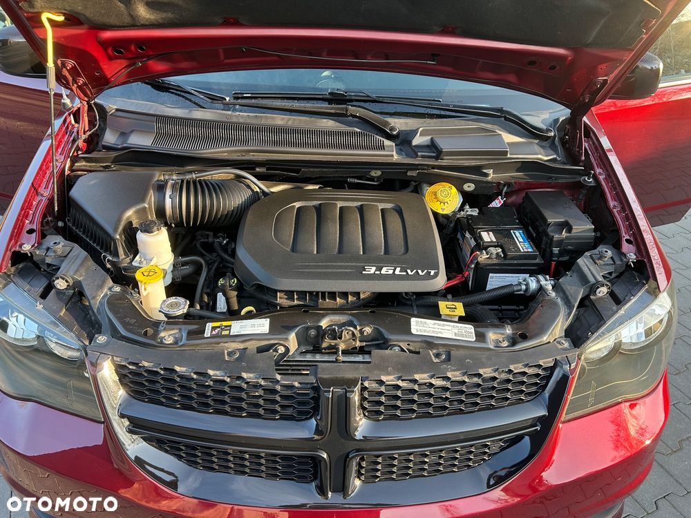 Dodge Grand Caravan - 18