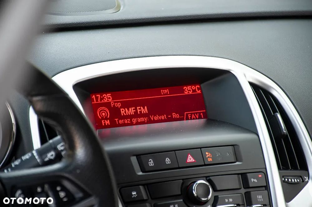 Opel Astra 1.4 Turbo Edition - 30