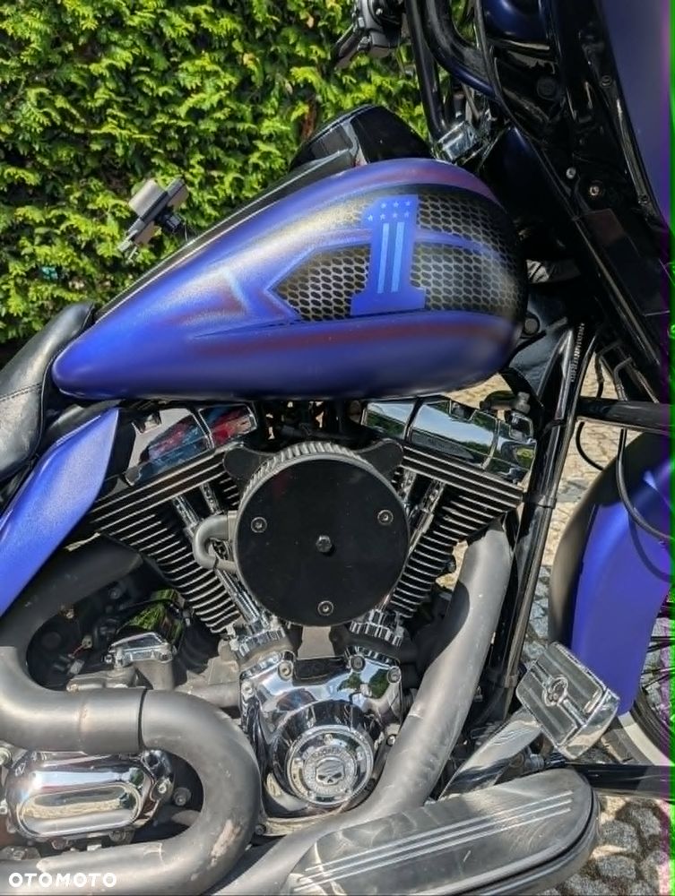 Harley-Davidson Touring Street Glide - 13