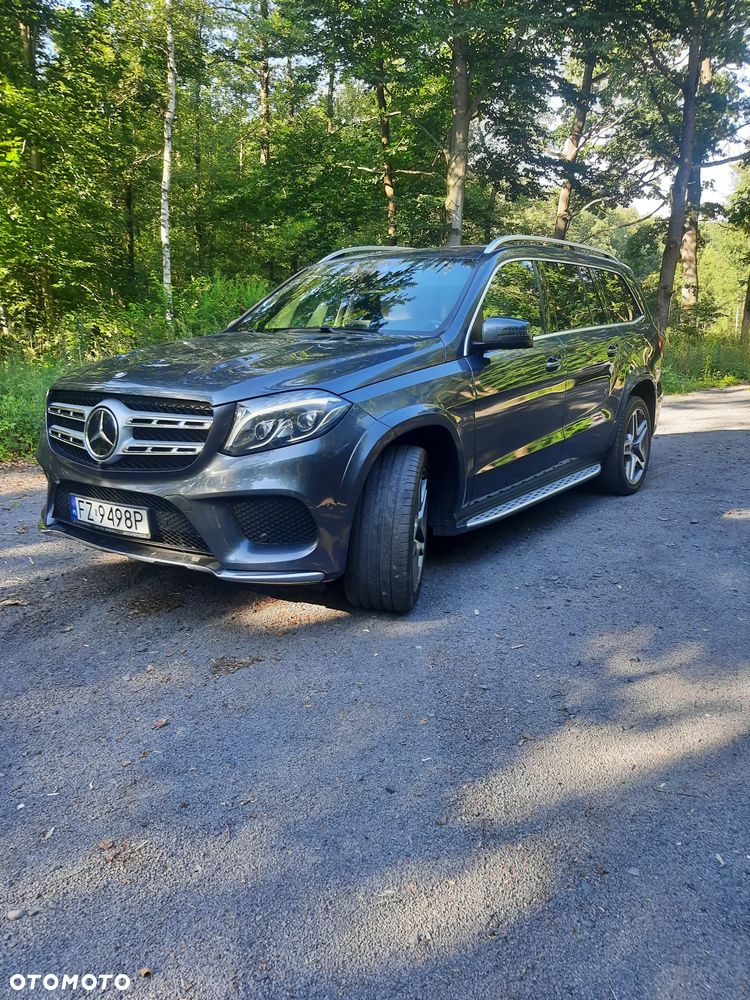 Mercedes-Benz GLS - 2