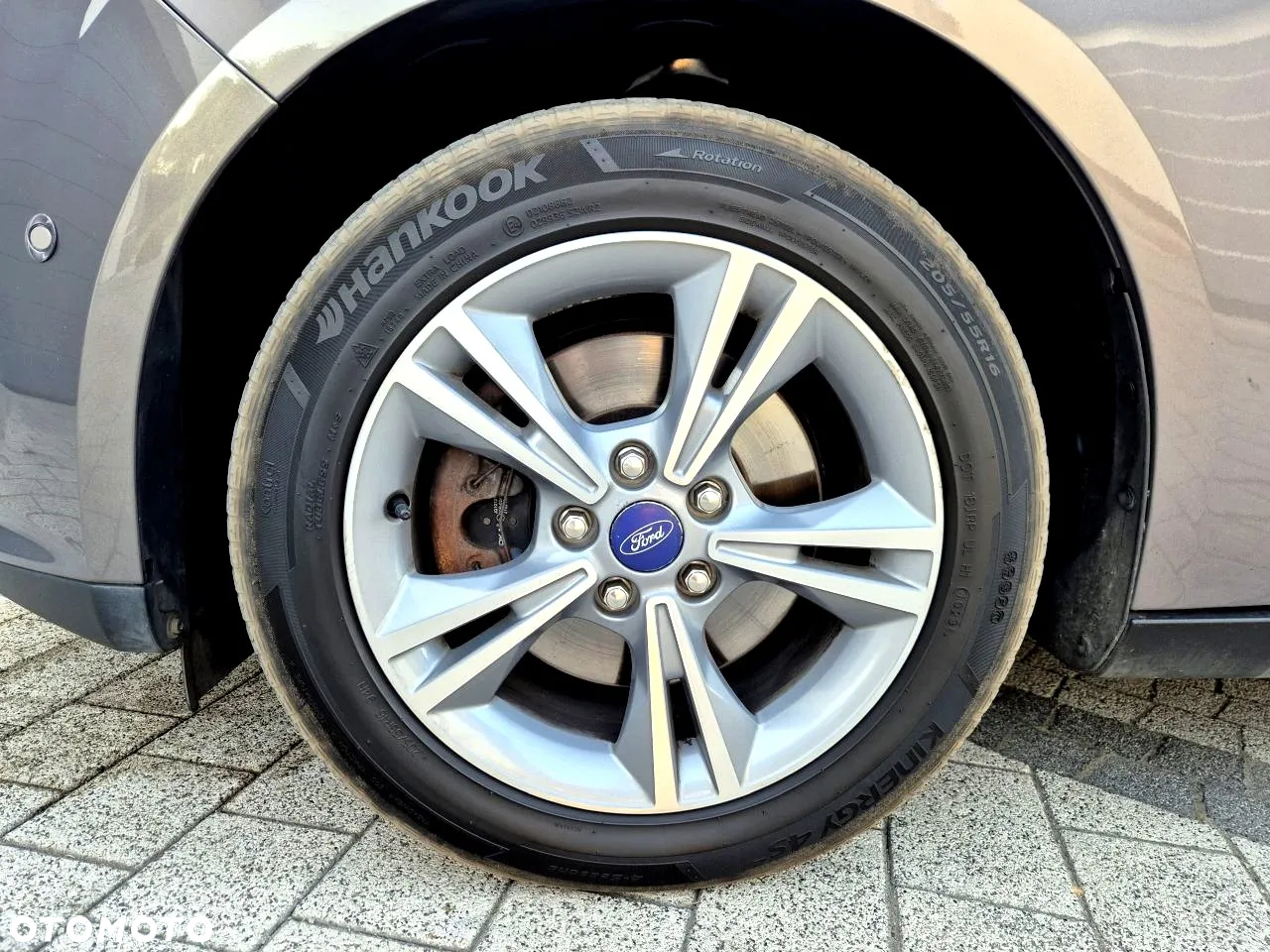 Ford Focus - 32