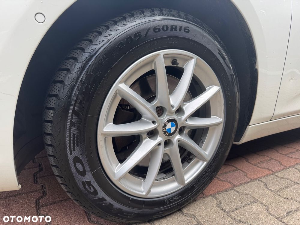BMW Seria 2 218d GT - 7
