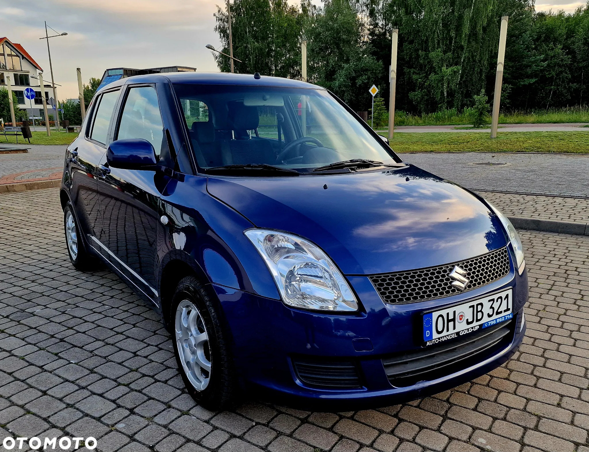 Suzuki Swift 1.3 Club - 8