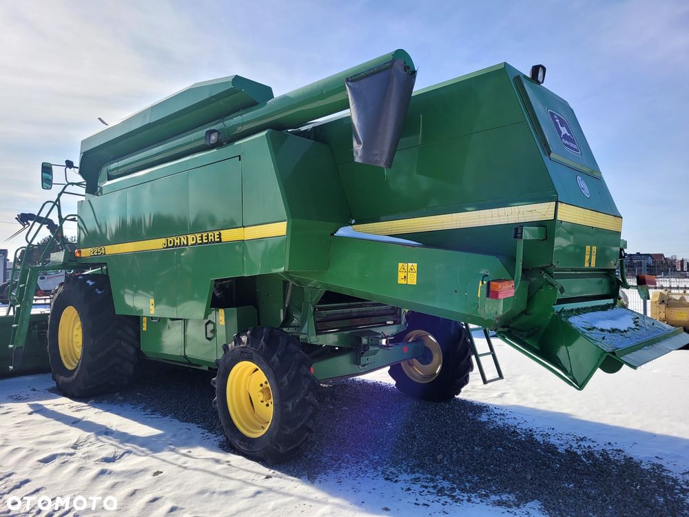 John Deere 2254 - 5