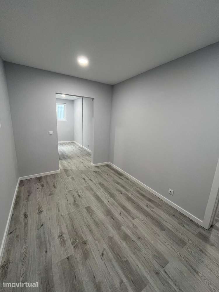 T2 Remodelado no Dafundo com Vista Rio - Grande imagem: 2/10