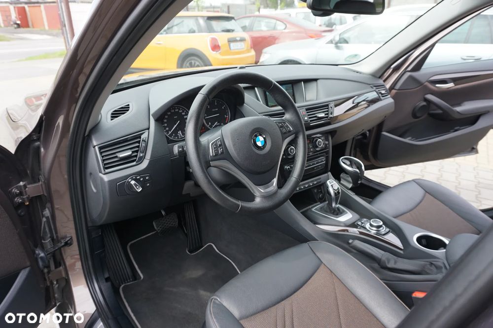 BMW X1 xDrive18d Sport Line - 20