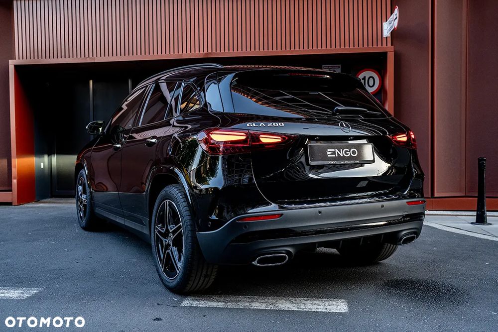 Mercedes-Benz GLA 200 mHEV AMG Line 7G-DCT - 8