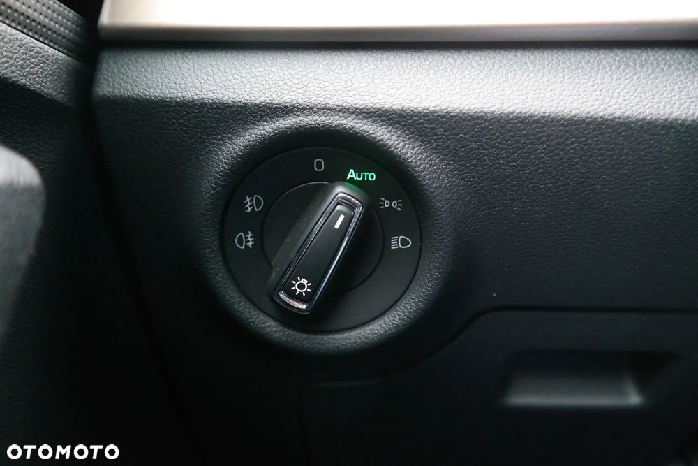 Skoda Kamiq 1.0 TSI Style - 22