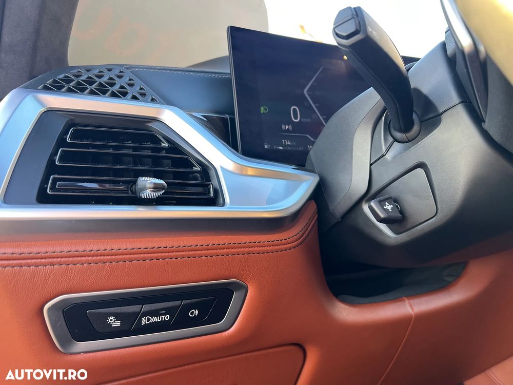 BMW X7 2024 — imagine 24
