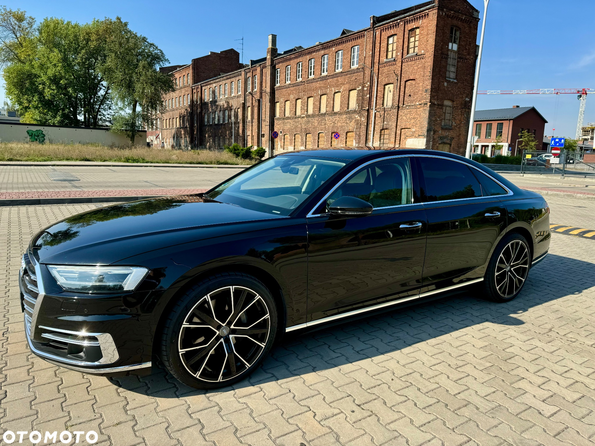 Audi A8 - 4