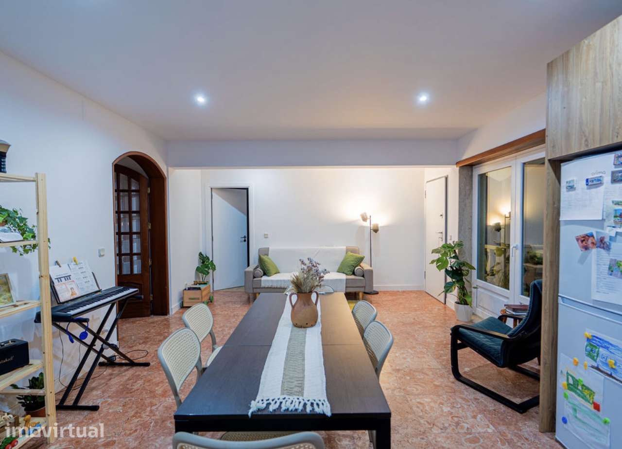 Moradia T3 geminada com jardim e varanda - Grande imagem: 4/19