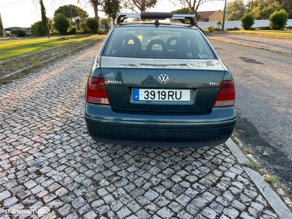 VW Bora 1.9 TDi Highline - 5