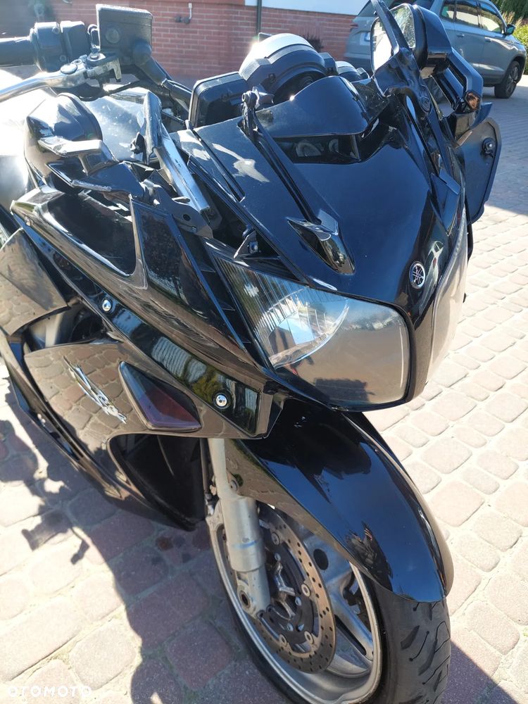 Yamaha FJR - 9