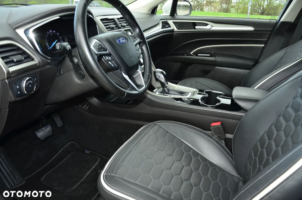 Ford Mondeo - 16