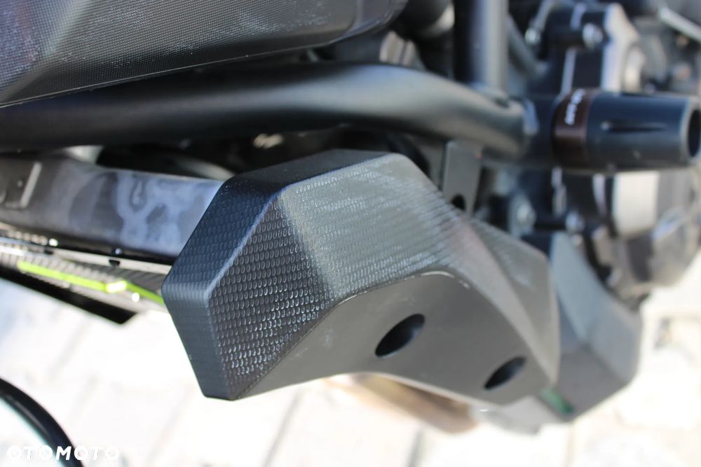 Yamaha MT - 18