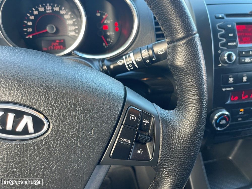 Kia Sorento 2.2 CRDi EX - 29