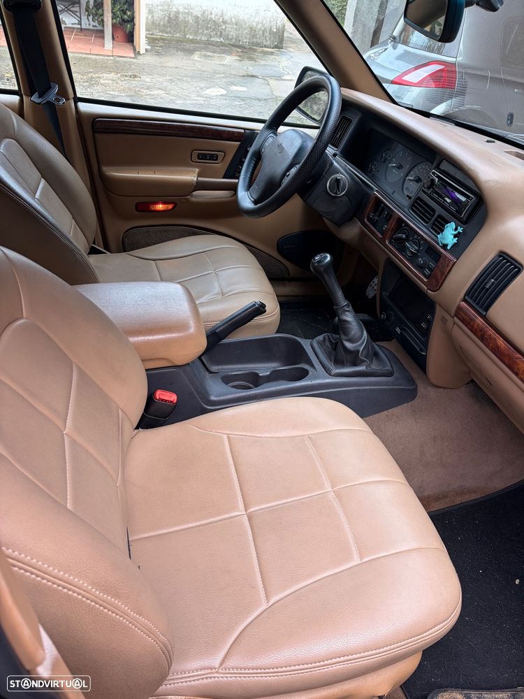 Jeep Grand Cherokee 2.5 TD Official - 4