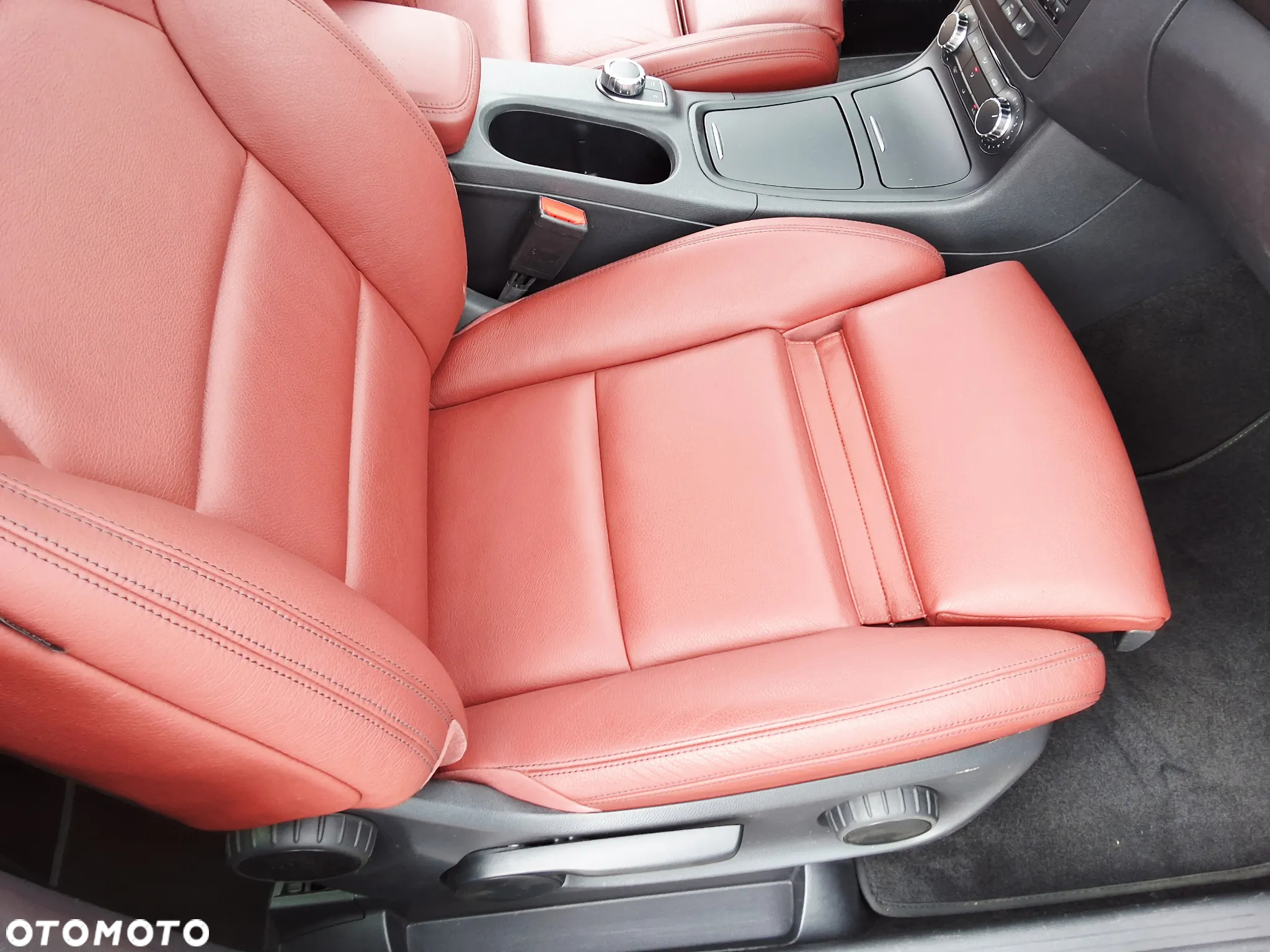 Mercedes-Benz Klasa B 200 7G-DCT Edition - 26
