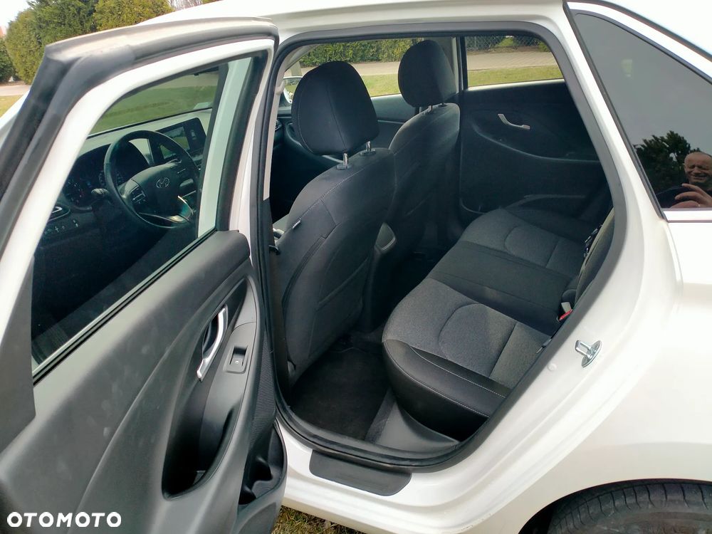Hyundai i30 1.5 T-GDI 48V Comfort DCT - 7