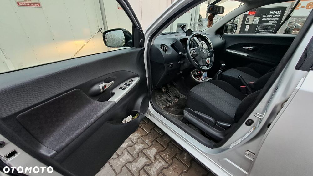 Toyota Urban Cruiser 1.4 D-4D Sol 4x4 - 20