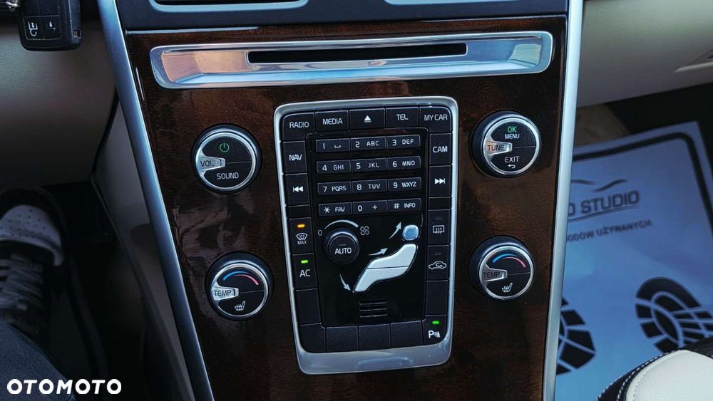 Volvo XC 60 - 18