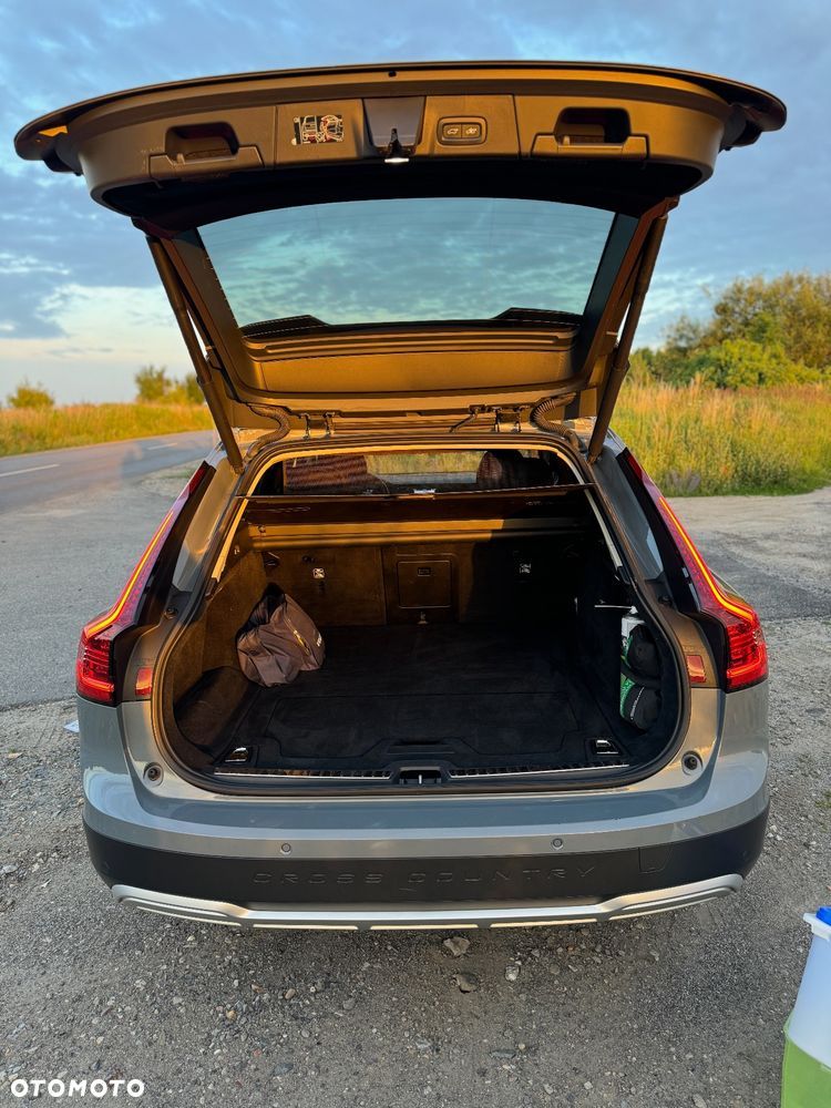 Volvo V90 Cross Country D5 AWD Pro - 10