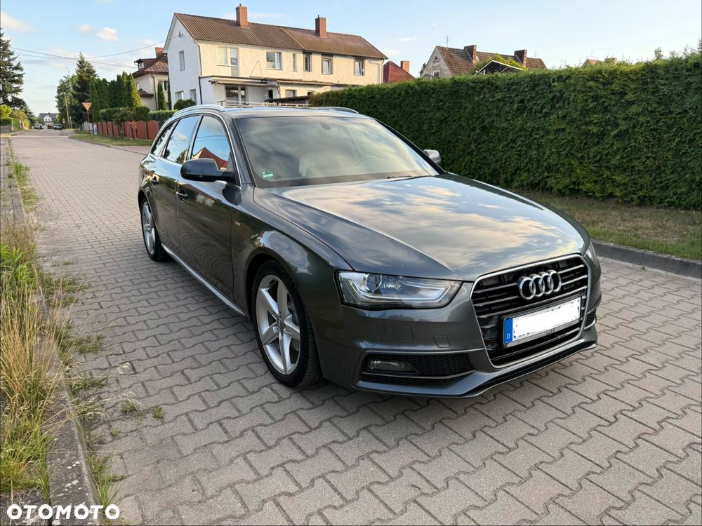 Audi A4 Avant 2.0 TDI DPF S line Sportpaket - 8