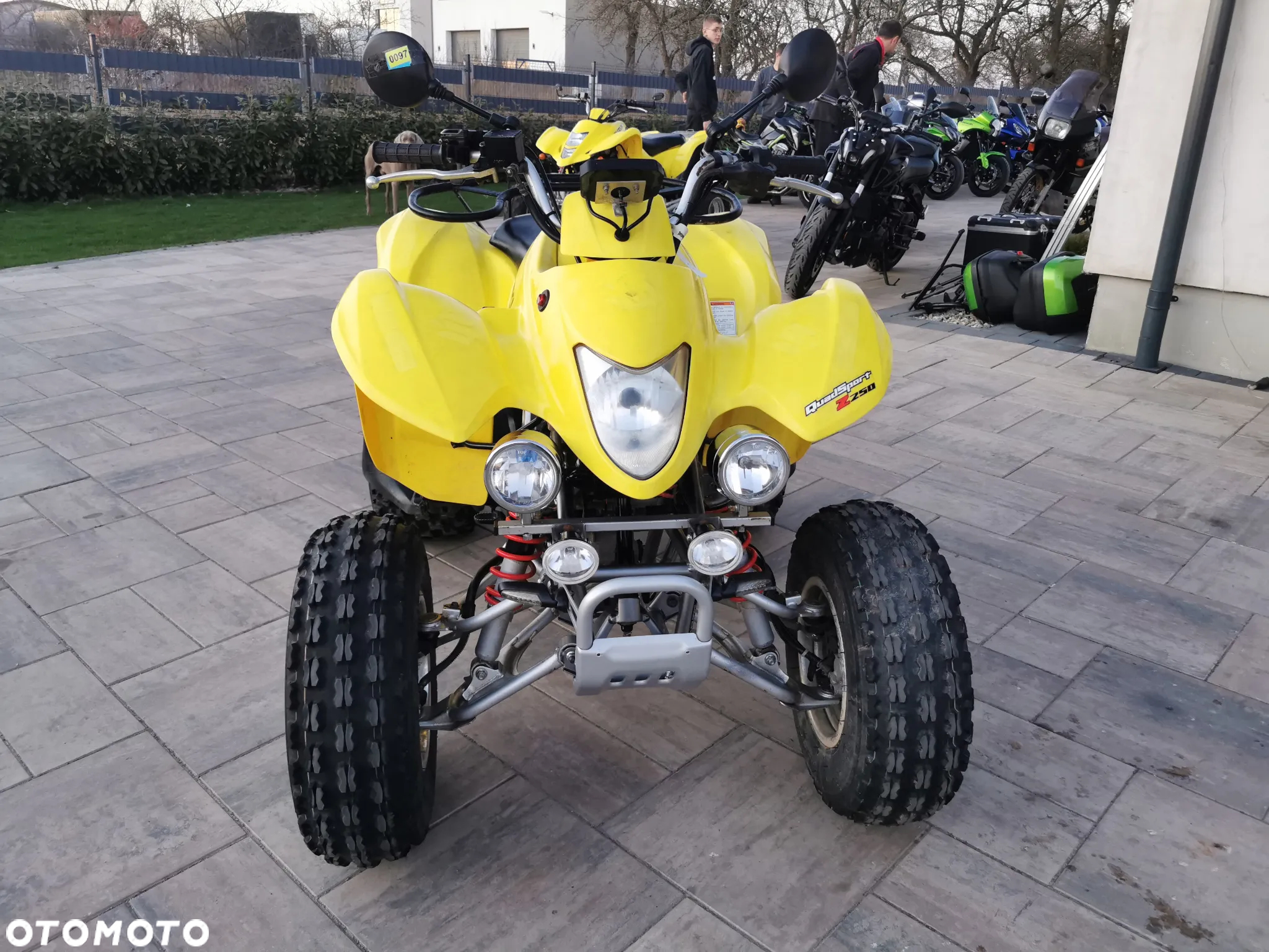Suzuki Inny