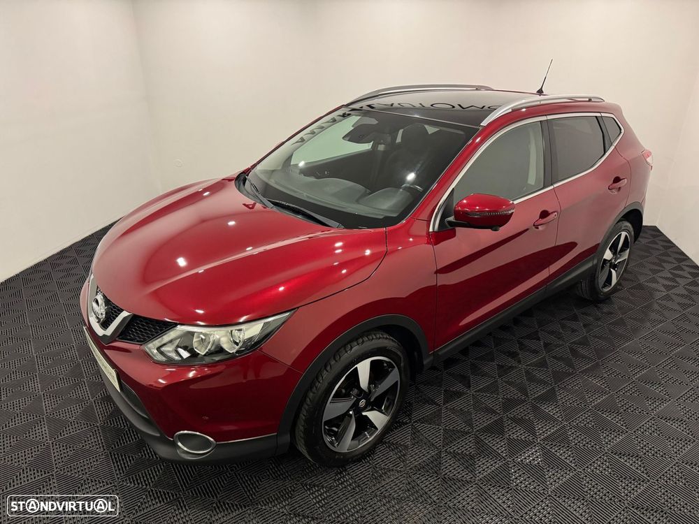 Nissan Qashqai 1.5 dCi N-Connecta 18 - 22
