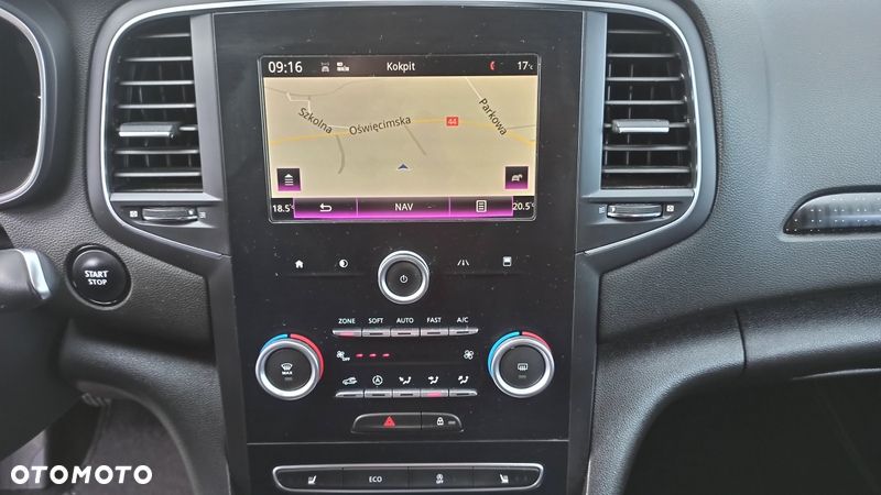 Renault Megane ENERGY TCe 100 PLAY - 8
