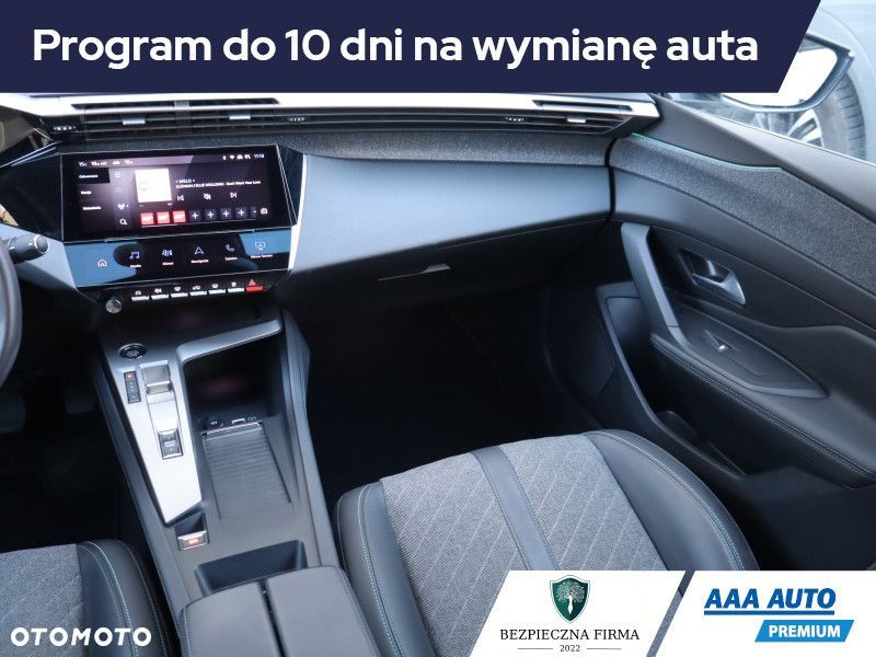 Peugeot 408 - 10