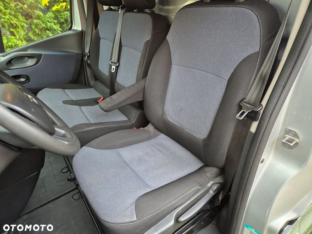 Opel Vivaro - 15