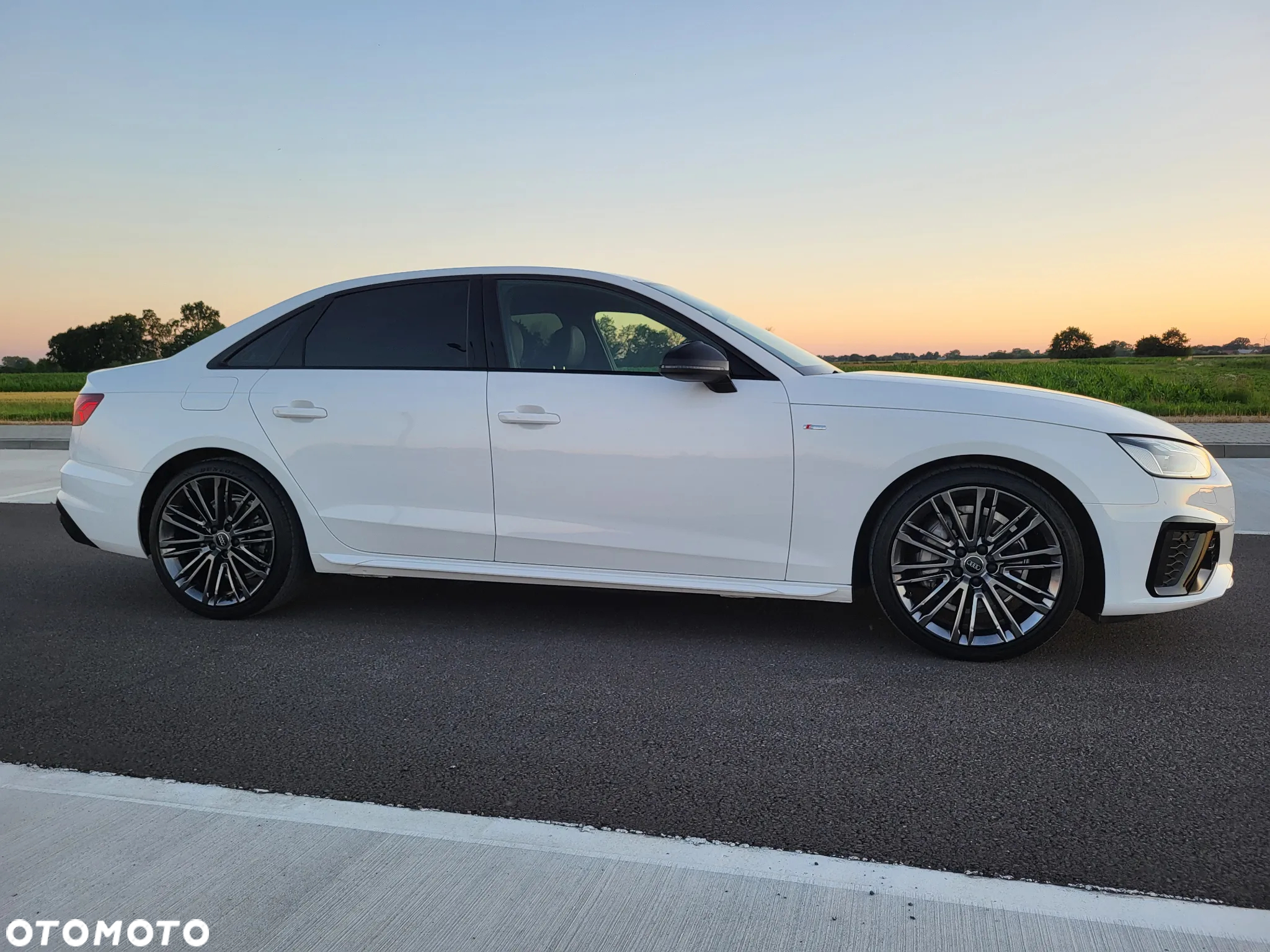 Audi A4 40 TDI S tronic S line - 6
