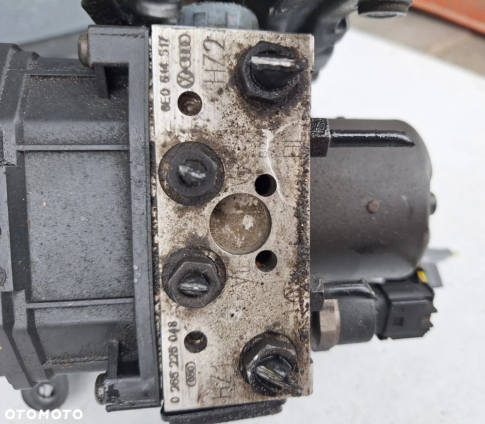 POMPA STEROWNIK ABS 8E0614517 AUDI A4/B6 - 1