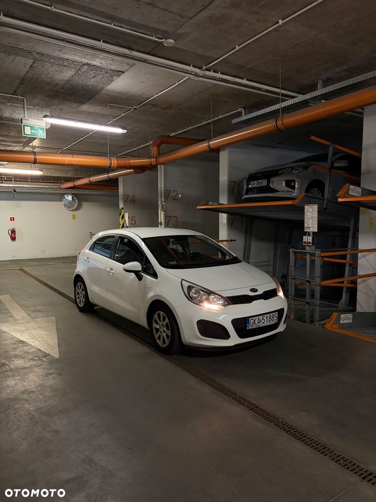 Kia Rio 1.4 crdi Business Line - 1