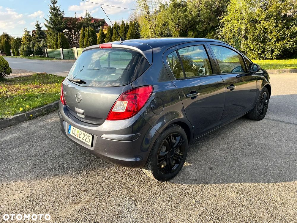 Opel Corsa 1.2 16V Edition - 10