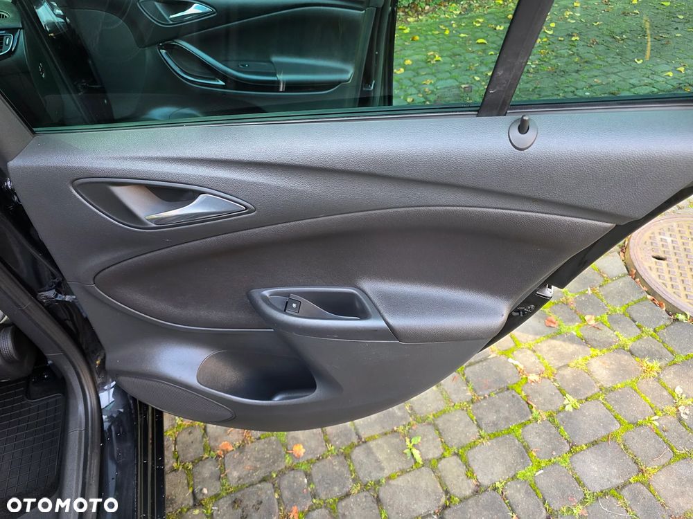 Opel Astra 1.6 CDTI DPF ecoFLEX Start/Stop Exklusiv - 20