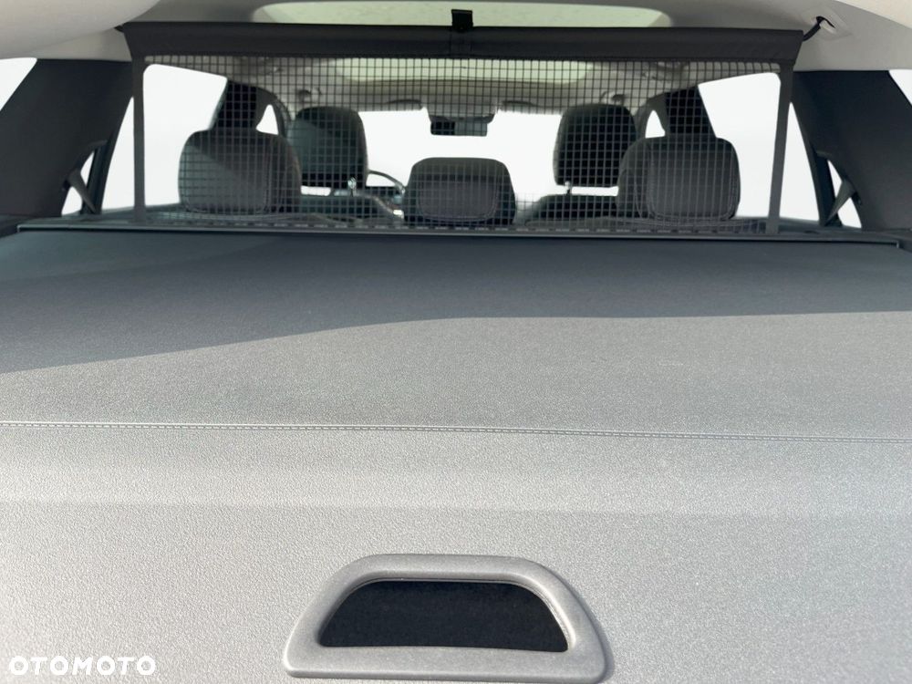 Mercedes-Benz Klasa E - 16