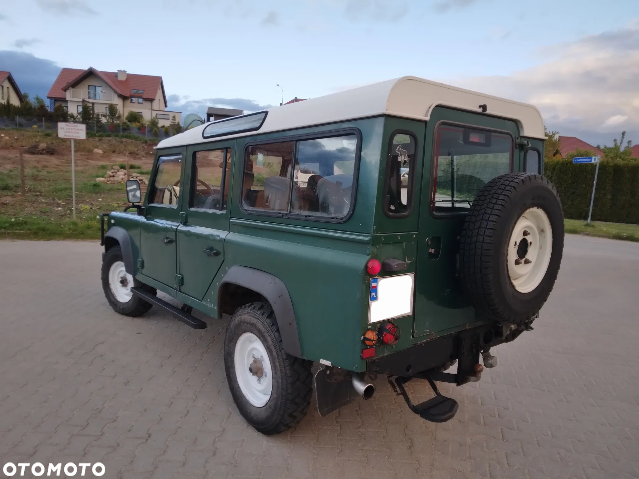 Land Rover Defender 110 2.5 TDI - 5