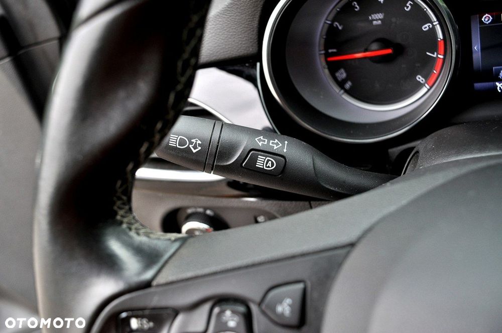 Opel Astra 1.4 Turbo Start/Stop Automatik Business - 19