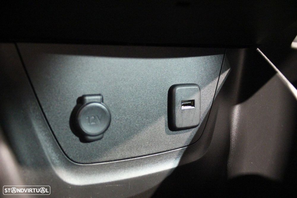 Opel Crossland 1.5 D Business - 27