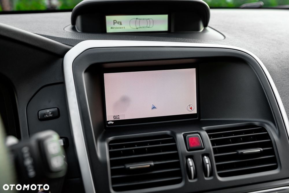 Volvo XC 60 D3 AWD R Design - 35