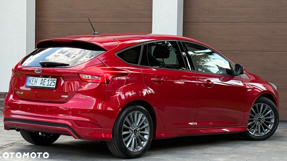 Ford Focus 1.0 EcoBoost Start-Stopp-System ST-LINE DESIGN - 22