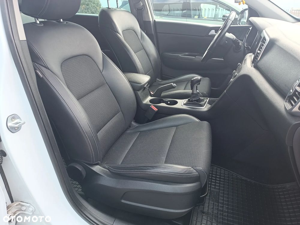 Kia Sportage - 11