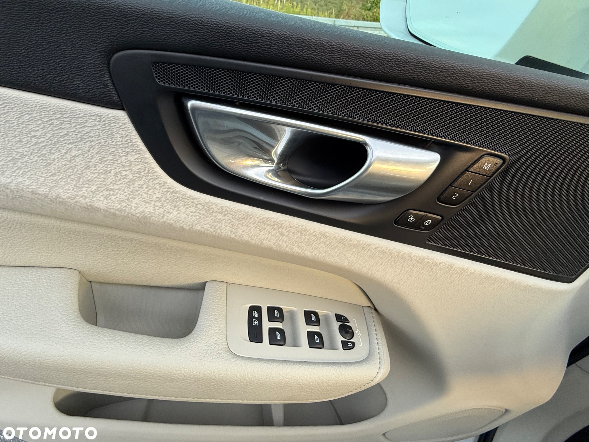Volvo XC 60 B5 B AWD Geartronic Momentum Pro - 15