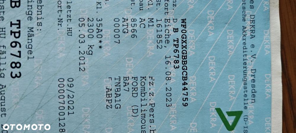 Ford Mondeo 2.0 EcoBoost Titanium - 28