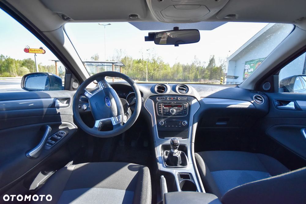 Ford Mondeo 2.0 TDCi Trend - 9