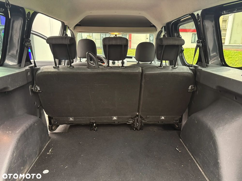 Dacia Dokker dCi 90 Laureate - 11