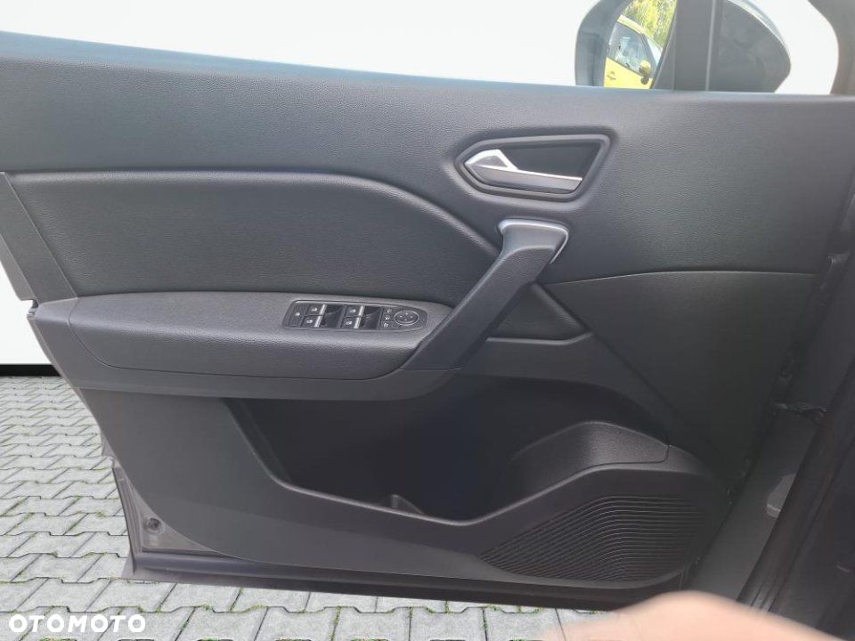 Renault Captur - 19